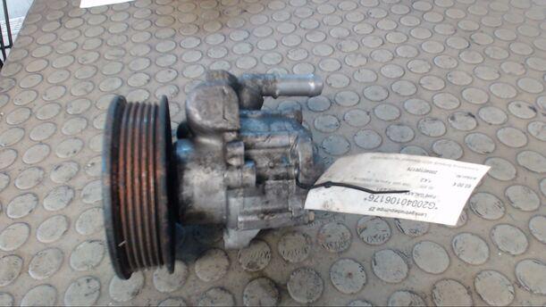 Foto: LENKGETRIEBEPUMPE / SERVOPUMPE eines Ford Galaxy Viva X