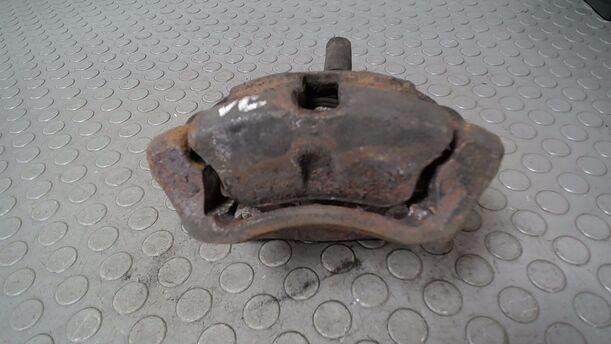 Foto: BREMSSATTEL VORN LINKS eines Renault R 25 TX