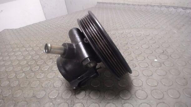 Foto: LENKGETRIEBEPUMPE eines Ford Scorpio CLX