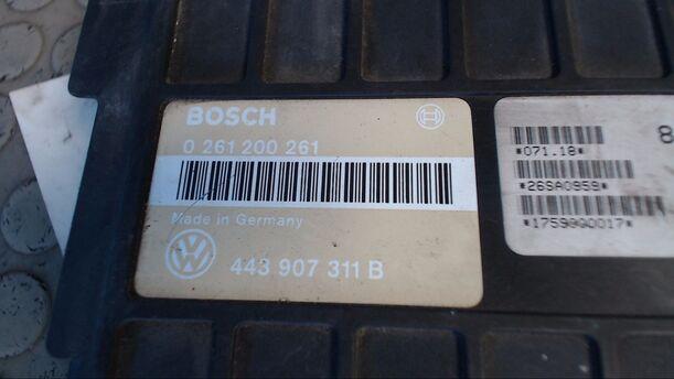 Foto: EINSPRITZSTEUERGERÄT eines VW Passat Variant 1.8 CL