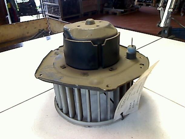 Foto: GEBLÄSEMOTOR eines Volvo 460 GL
