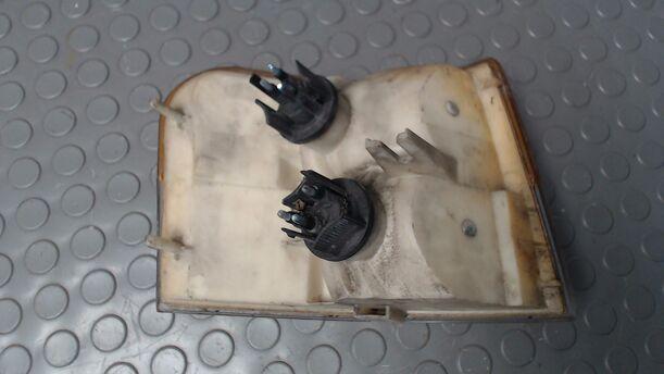 Foto: BLINKER LINKS eines Saab 9000 i 16