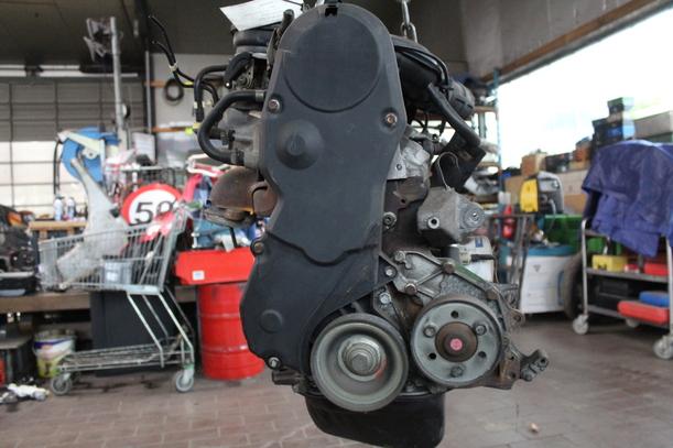 Foto: MOTOR B18U eines Volvo 440