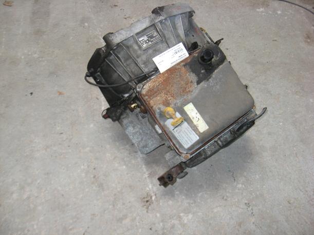 Foto: AUTOMATIK-GETRIEBE eines Fiat Croma i.e.