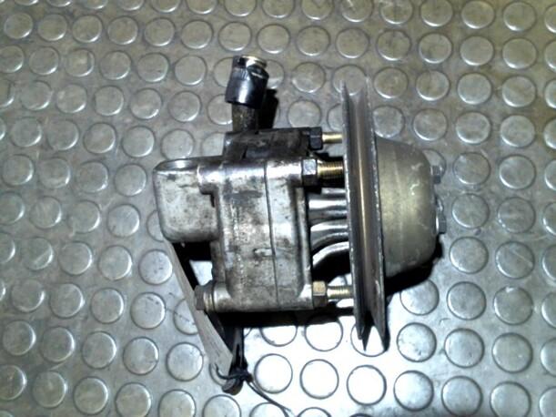 Foto: LENKGETRIEBEPUMPE eines Lancia Dedra 1.6 i.e.