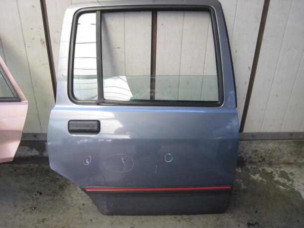 Foto: TÜR HINTEN RECHTS eines Ford Sierra Turnier CL