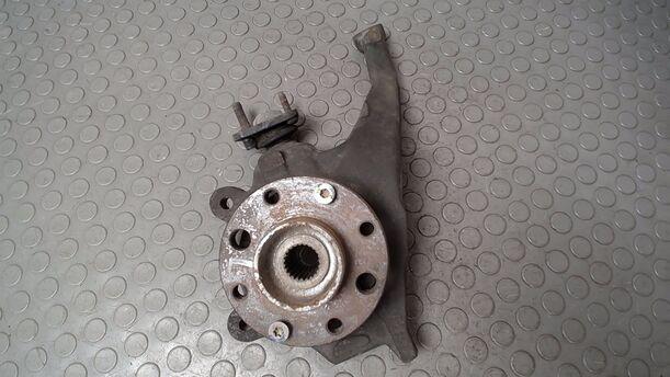 Foto: ACHSSCHENKEL VORN LINKS ( OHNE ABS/ 4-LOCH ) eines Renault R 25 TI