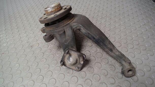 Foto: ACHSSCHENKEL VORN RECHTS ( OHNE ABS/ 4-LOCH  ) eines Renault R 25 TI