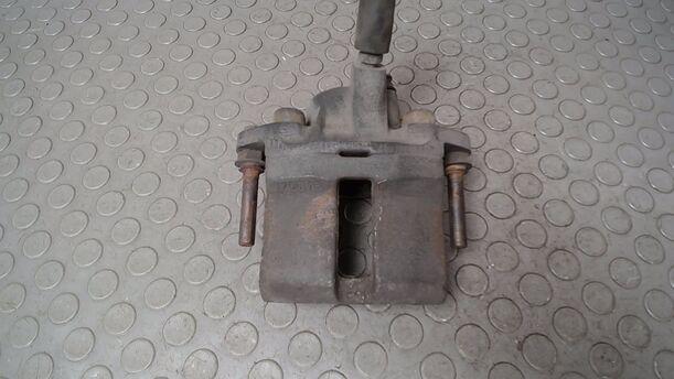 Foto: BREMSSATTEL VORN LINKS eines Renault R 25 TI