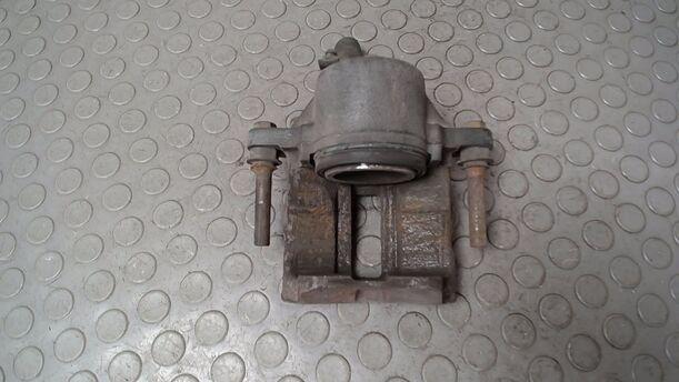 Foto: BREMSSATTEL VORN LINKS eines Renault R 25 TI