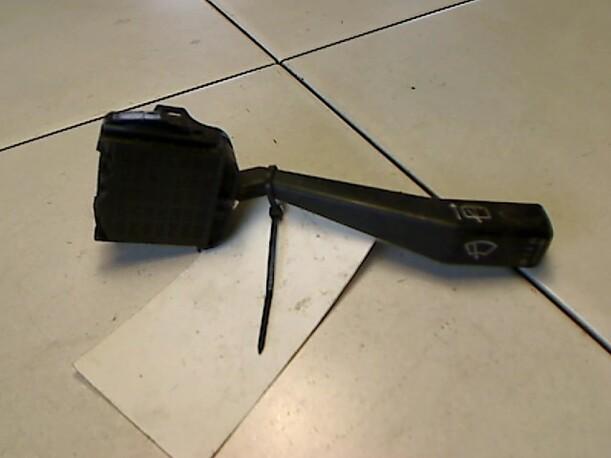 Foto: WISCHERSCHALTER eines Opel Corsa LS