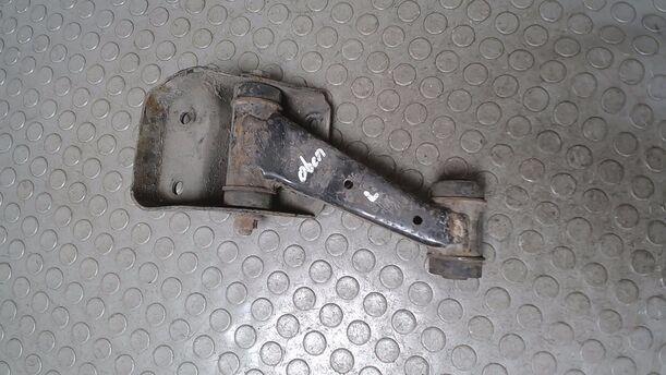 Foto: QUERLENKER VORN LINKS OBEN eines Nissan Primera 1.6 SLX