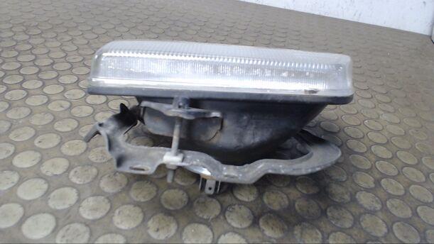 Foto: SCHEINWERFER LINKS eines Suzuki Alto GA