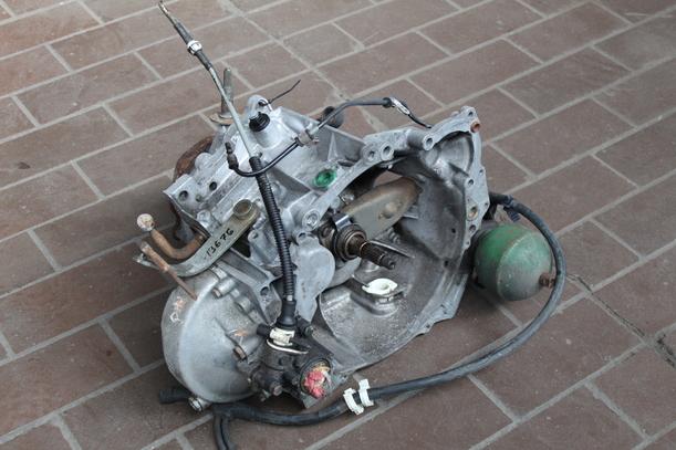 Foto: SCHALTGETRIEBE 5-GANG eines Citroen BX 19 Automatik TZD Tecnic