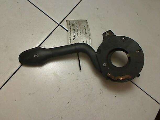 Foto: BLINK-/KOMBISCHALTER eines Seat Ibiza 1.4i CLX