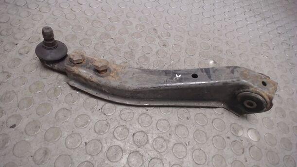 Foto: QUERLENKER VORN RECHTS eines Opel Corsa LS
