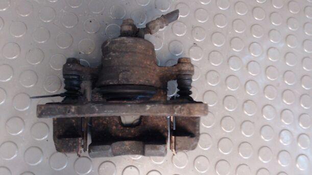 Foto: BREMSSATTEL VORN RECHTS eines Nissan 100 NX