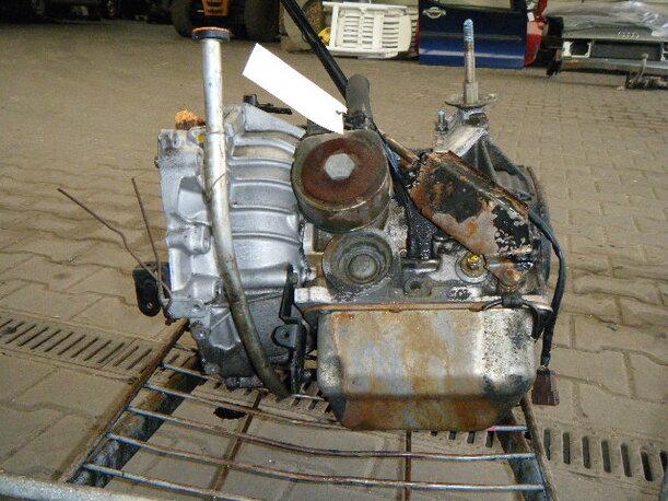 Foto: AUTOMATIK-GETRIEBE eines Citroen Xantia 1.8i X