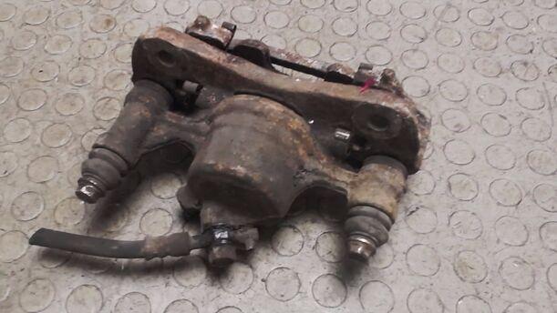 Foto: BREMSSATTEL VORN RECHTS eines Toyota Corolla Liftback 1.6 GL