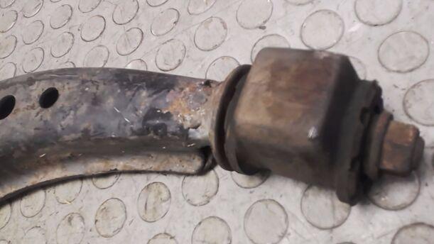 Foto: QUERLENKER VORN LINKS eines Toyota Corolla Liftback 1.6 GL