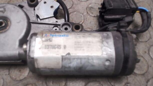 Foto: SCHIEBEDACHMOTOR eines BMW 520i 24V