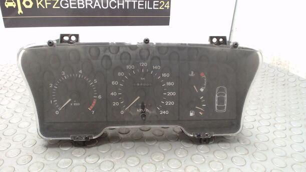 Foto: TACHOEINHEIT / KOMBIINSTRUMENT ( '92 ) eines Ford Scorpio Turnier CLX