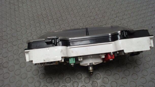 Foto: TACHOEINHEIT / KOMBIINSTRUMENT ( '92 ) eines Ford Scorpio Turnier CLX