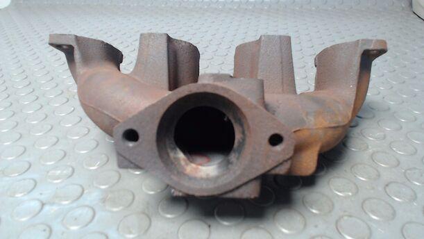 Foto: AUSPUFFKRÜMMER 12NC eines Opel Corsa LS