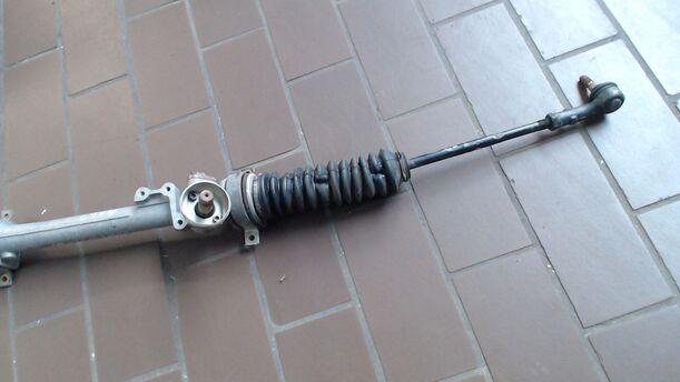 Foto: LENKGETRIEBE / LENKUNG (ohne Servo) eines Seat Toledo CL