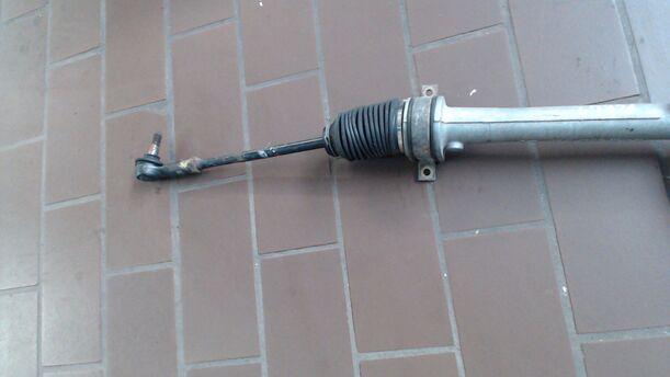 Foto: LENKGETRIEBE / LENKUNG (ohne Servo) eines Seat Toledo CL