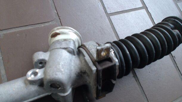 Foto: LENKGETRIEBE / LENKUNG (ohne Servo) eines Seat Toledo CL