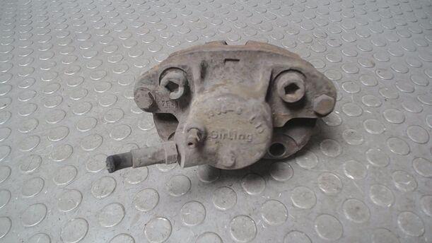 Foto: BREMSSATTEL VORN LINKS ( GIRLING ) eines Renault R 21 GTS