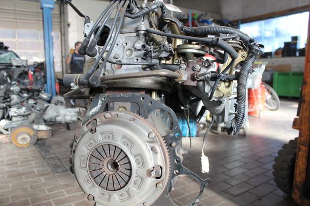 Foto: MOTOR GA16DE eines Nissan Primera Traveller 1.6 LX