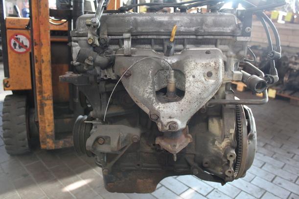 Foto: MOTOR GA16DE eines Nissan Primera Traveller 1.6 LX