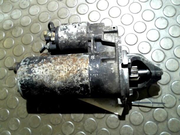 Foto: ANLASSER / STARTER BOSCH eines BMW 320i