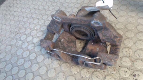 Foto: BREMSSATTEL VORN RECHTS eines VW Golf 2.3 V5 Highline