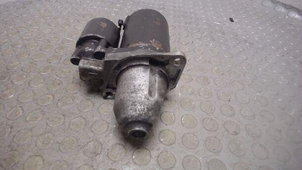 Foto: ANLASSER / STARTER BOSCH eines Nissan Micra 1.3 SLX
