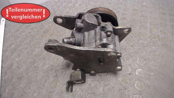 Foto: SERVOPUMPE / LENKGETRIEBEPUMPE eines Nissan Micra 1.3 SLX