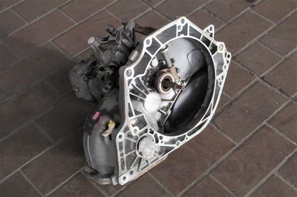 Foto: SCHALTGETRIEBE 5-GANG F10 eines Opel Astra California