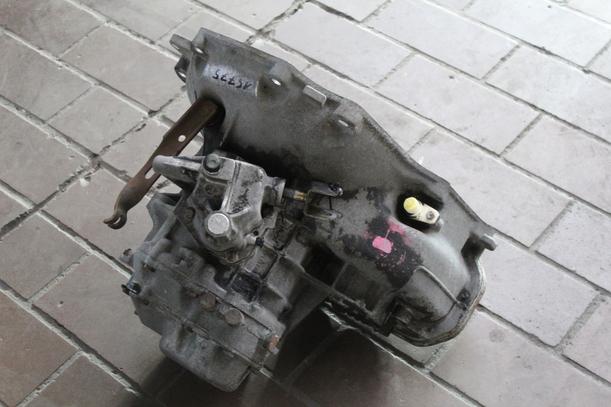 Foto: SCHALTGETRIEBE 5-GANG F10 eines Opel Astra California