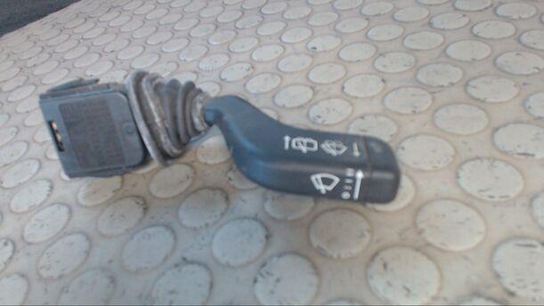 Foto: WISCHERSCHALTER eines Opel Corsa Special