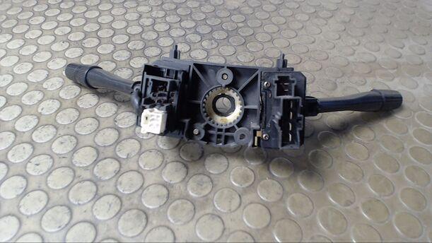 Foto: BLINK-/KOMBISCHALTER eines Honda Civic 1.5i