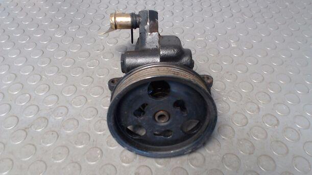 Foto: LENKGETRIEBEPUMPE eines Ford Ka Viva X