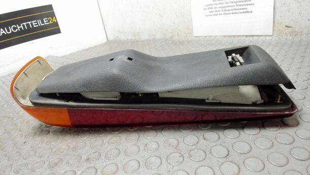Foto: HECKLEUCHTE / RÜCKLICHT LINKS ( SCHRÄGHECK ) eines Ford Sierra Turnier CLX (LX)