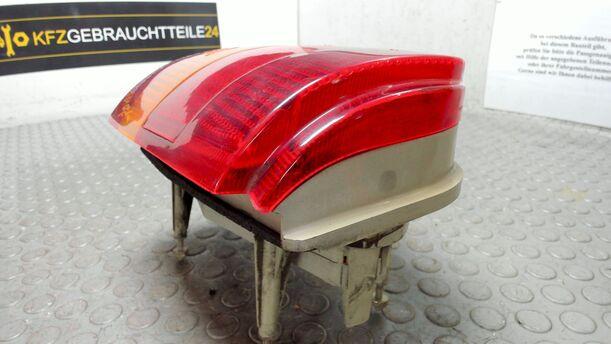Foto: HECKLEUCHTE / RÜCKLICHT RECHTS ( KOMBI ) eines Ford Sierra Turnier CLX (LX)