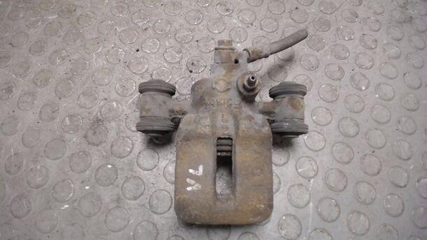 Foto: BREMSSATTEL VORN LINKS eines Nissan Micra LX