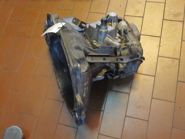 Foto: SCHALTGETRIEBE eines Opel Corsa Special