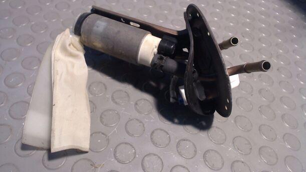 Foto: KRAFTSTOFFPUMPE eines Mazda 626 2.0i GLX