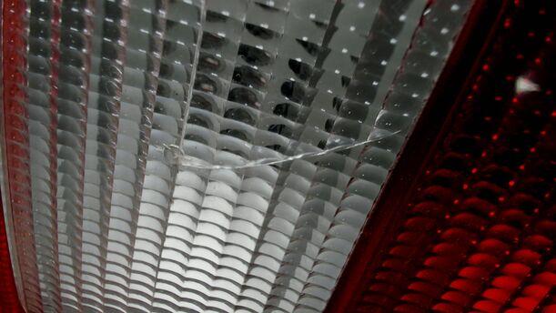 Foto: HECKLEUCHTE / RÜCKLICHT LINKS ( STUFENHECK ) eines Ford Sierra CLX (LX)