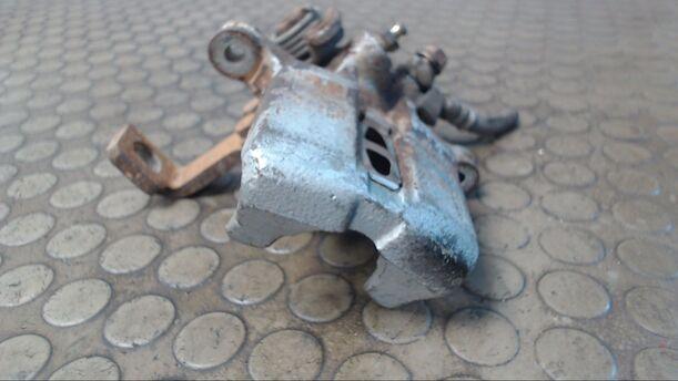 Foto: BREMSSATTEL HINTEN LINKS eines Honda Concerto 1.6i 16V